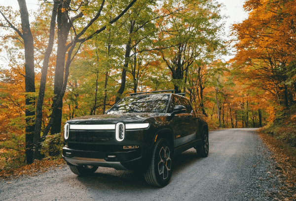 How Much It Costs to Charge Rivian R1S?